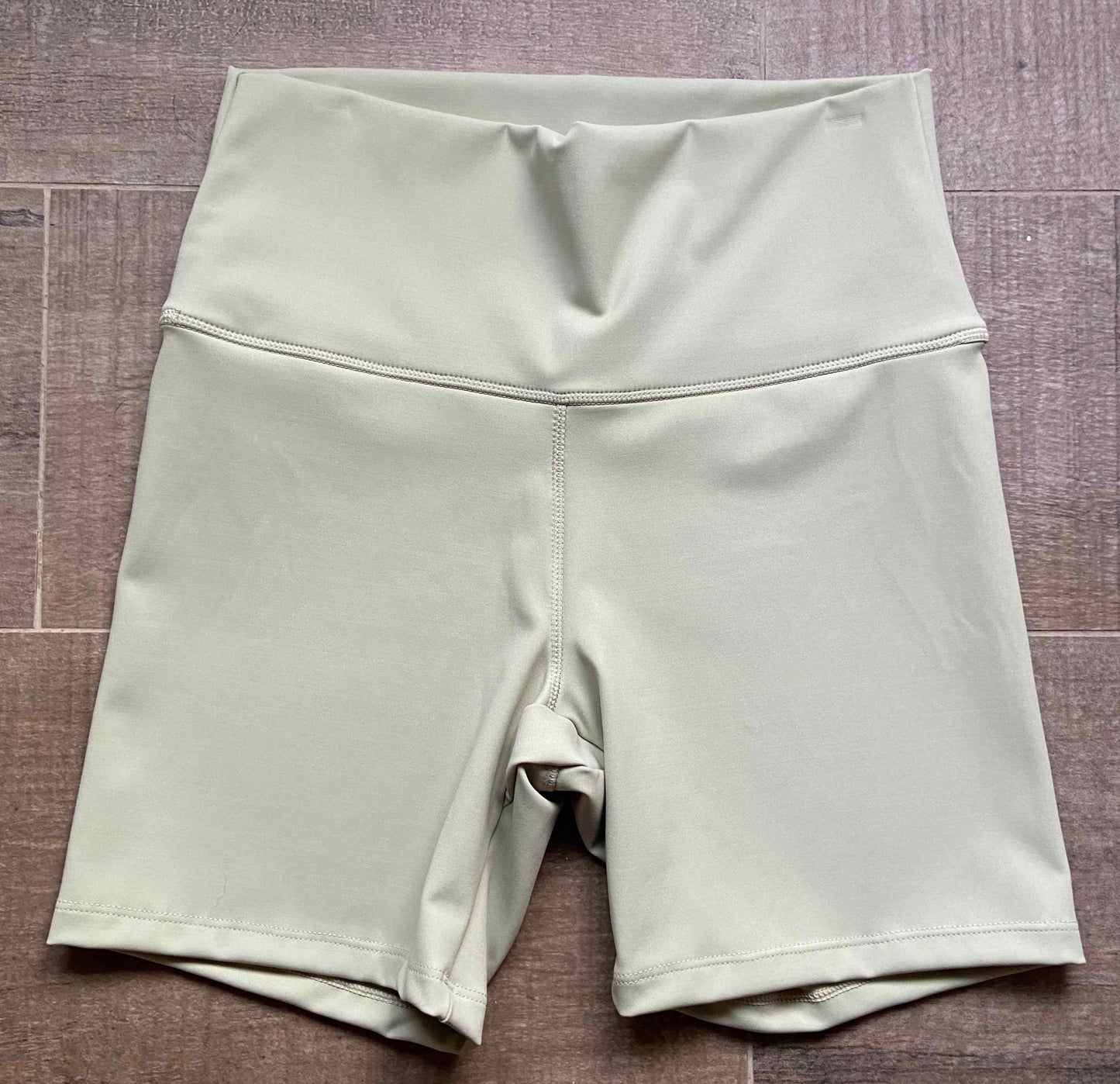 Short Energy II Verde Absinto