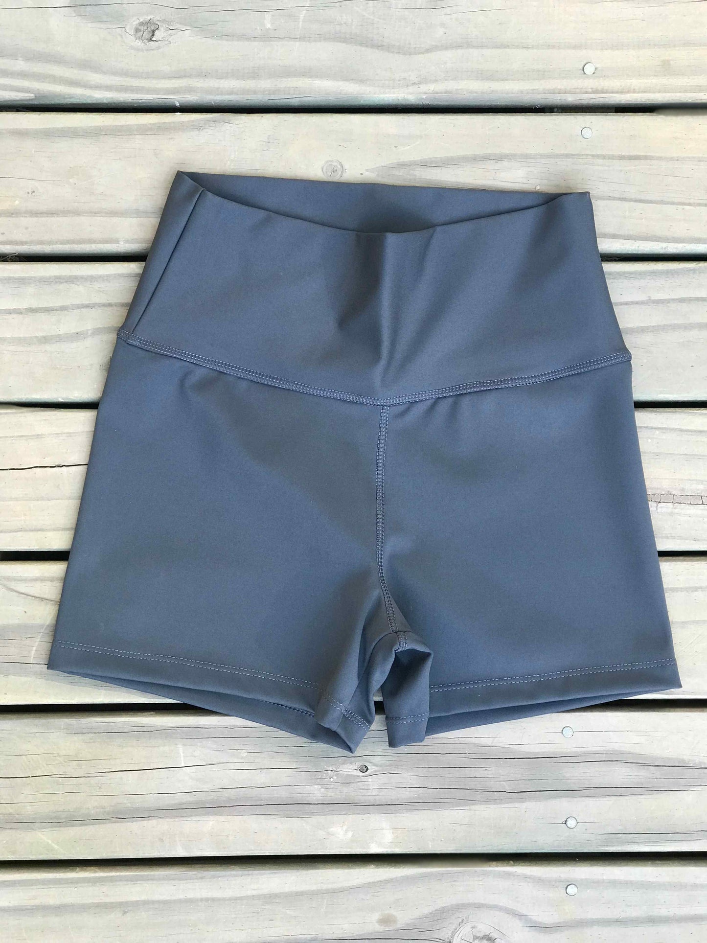 Short Energy I Grafite