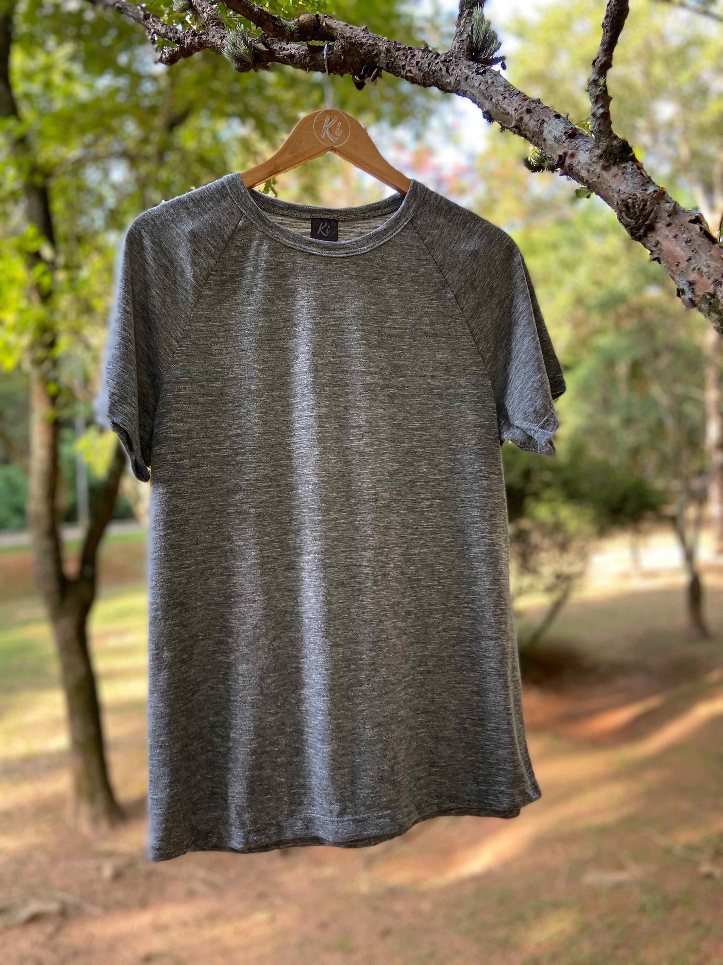 Camiseta Raglan em PET reciclado Cinza