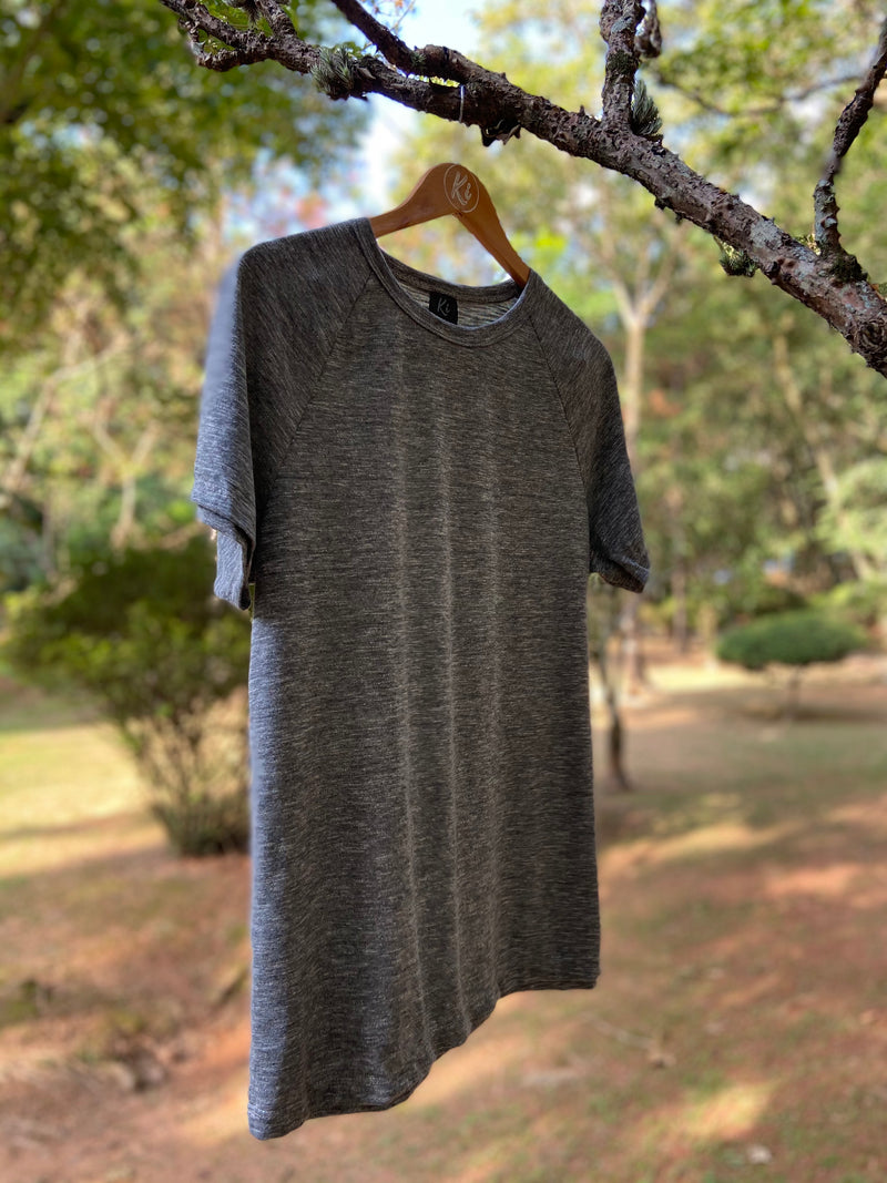 Camiseta PET T Cinza Médio
